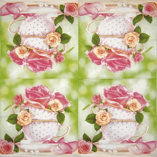Maki_Cup-of-roses_SLOG048301