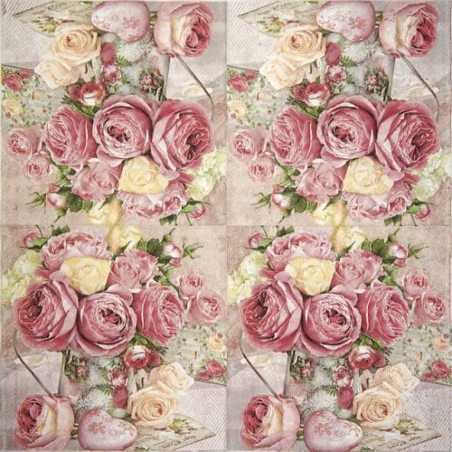 Maki_pink-roses-in-vintage-vase_SLOG048201
